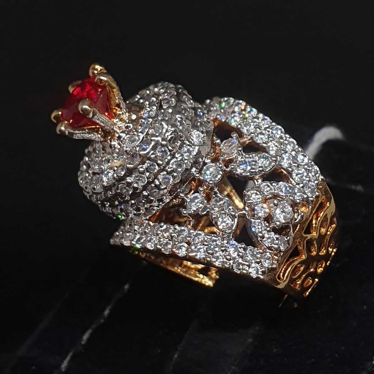 Queen-Crown-Red-Rhodium-Ring Queen-Crown-Red-Rhodium-Ring