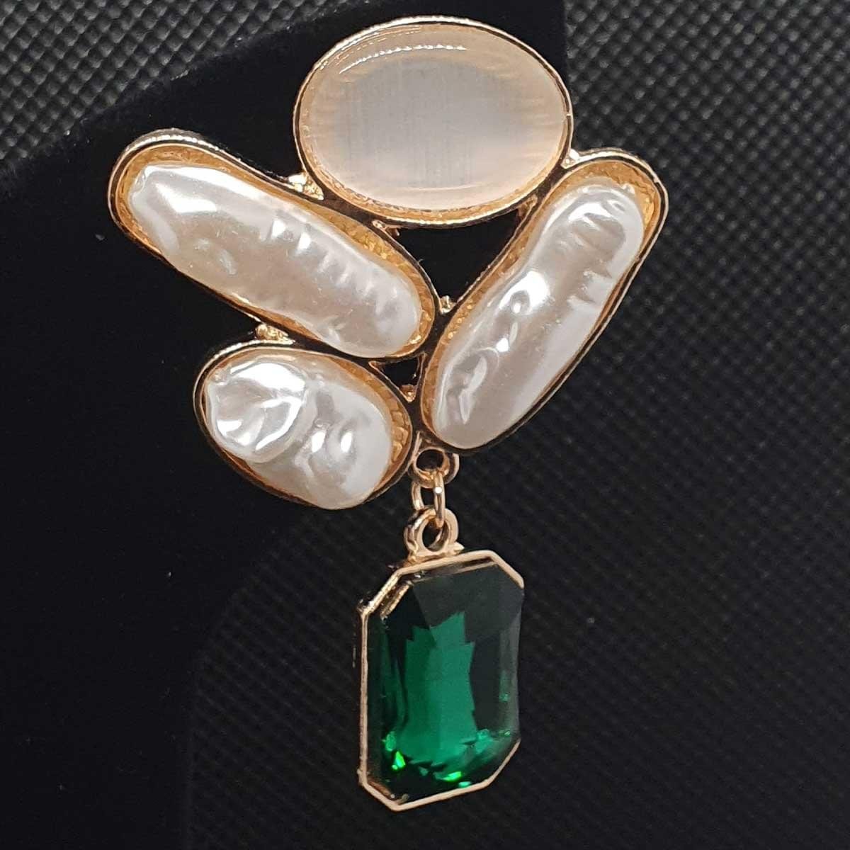 Real-Gem-White-with-Green-Rhodium-Earring.-1jpg